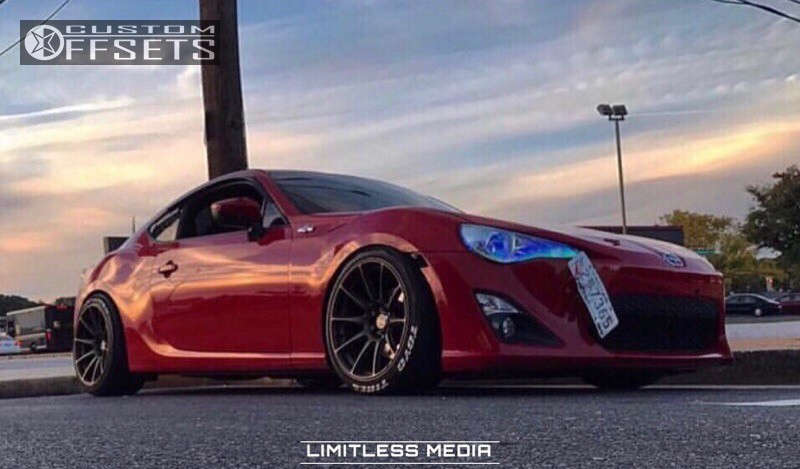 FRS［即購入可］ 2015 Scion FR-S with 18x10 20 XXR 527 and 255/35R18 Toyo Tires