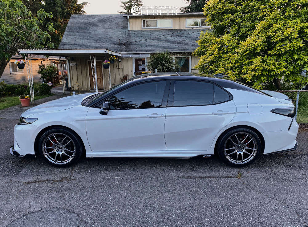 2020 Toyota Camry with 19x8.5 35 Work Emotion Cr Kiwami and 245/40R19 ...