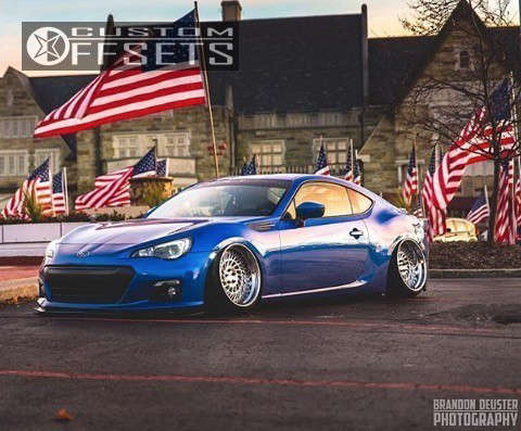 ☆しずぴー☆FORME 　フォルム　ブラッシュド　プルオーバー 2013 Subaru BRZ with 18x9.5 -10 WatercooledIND LP1 and 215/35R18