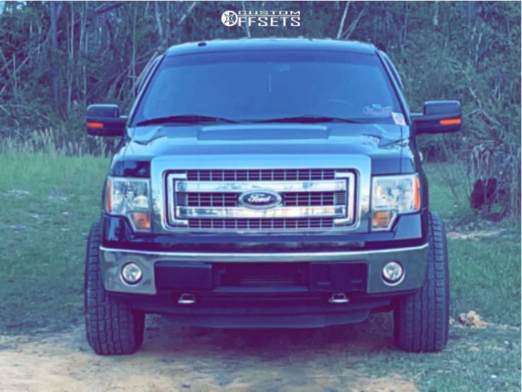 2013 Ford F150 with 20x10 19 Fuel Ignite and 33/10.5R20 Cooper All
