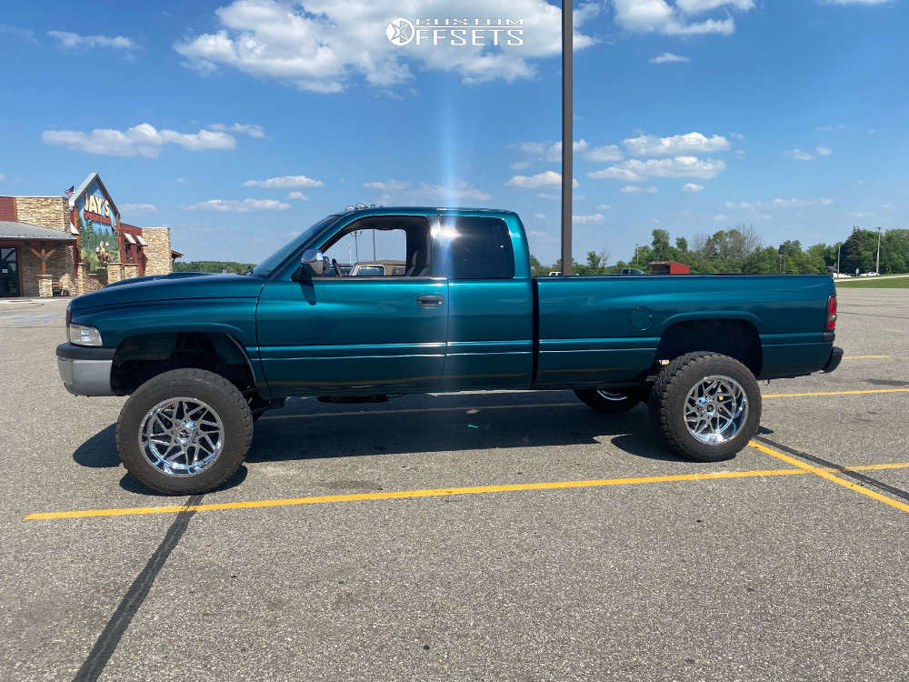 1997 Dodge Ram 2500 with 20x12 44 Gear OffRoad Ratio and 35/12.5R20