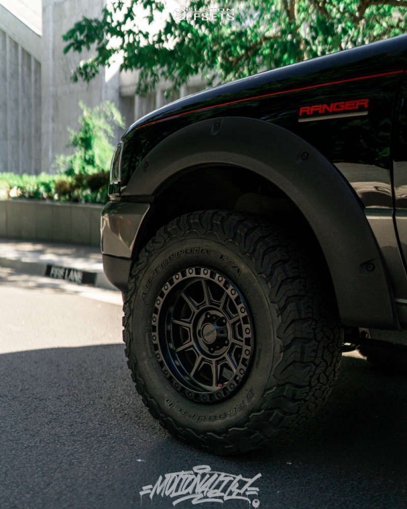 2009 Ford Ranger with 16x8 0 American Racing Ar202 and 31/10.5R16 ...