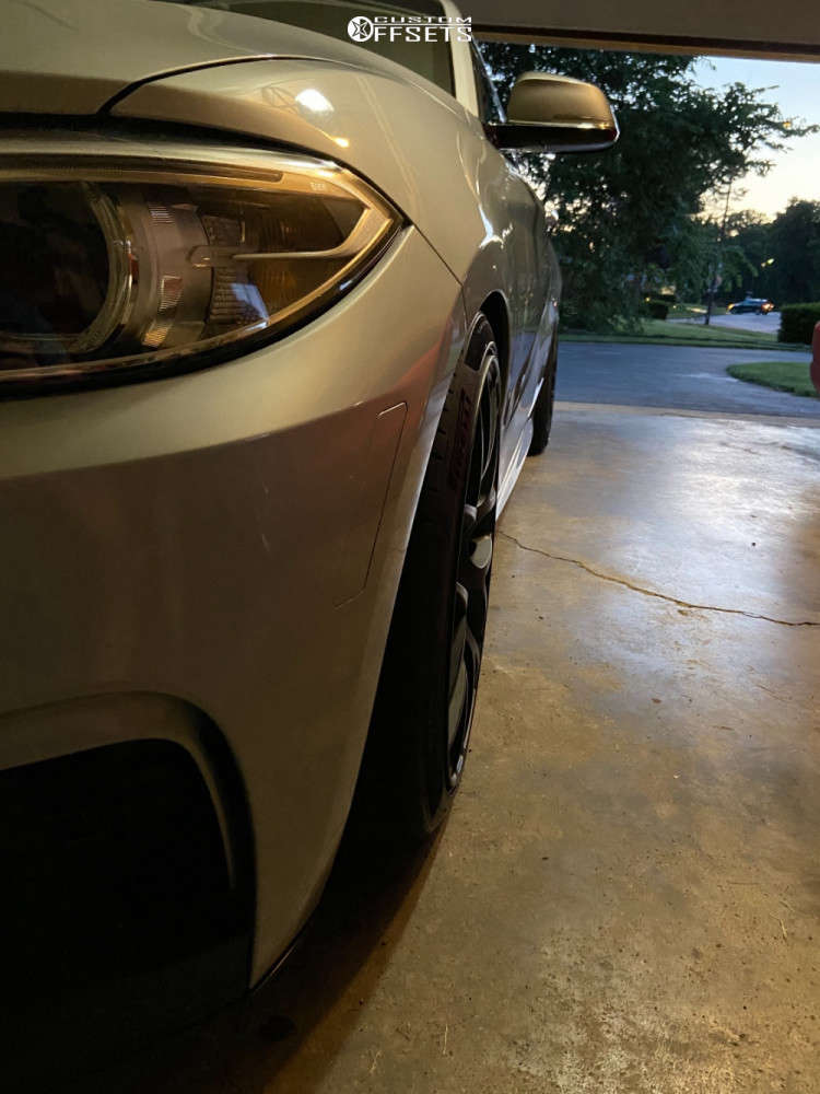 2015 BMW M235i with 18x8.5 35 VMR V710 and 225/40R18 Pirelli Pzero All