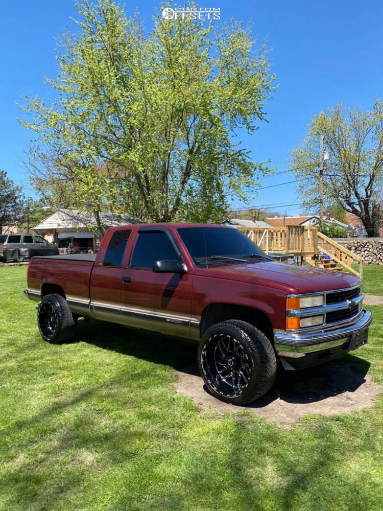 1998 Chevrolet K1500 with 22x12 -44 TIS 544BM and 305/40R22