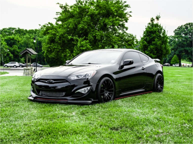 2013 Hyundai Genesis Coupe with 19x8.5 33 AVID1 AV20 and 235/25R19 Delinte D7 Thunder and