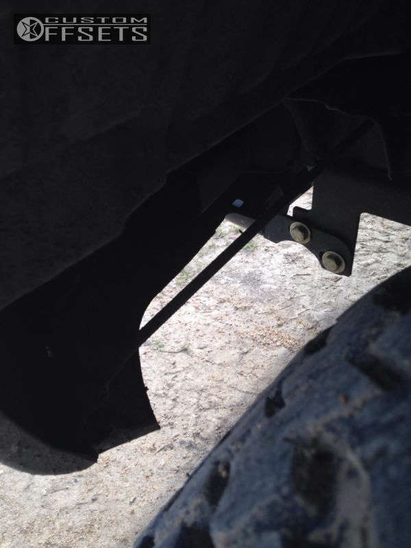 2008 Nissan Frontier with 16x8 6 American Outlaw Buckshot and 285/75R16 Hankook Dynapro MT and