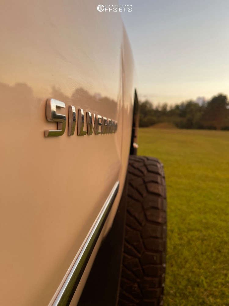2014 Chevrolet Silverado 1500 with 22x12 57 Vision Sliver and 33/12
