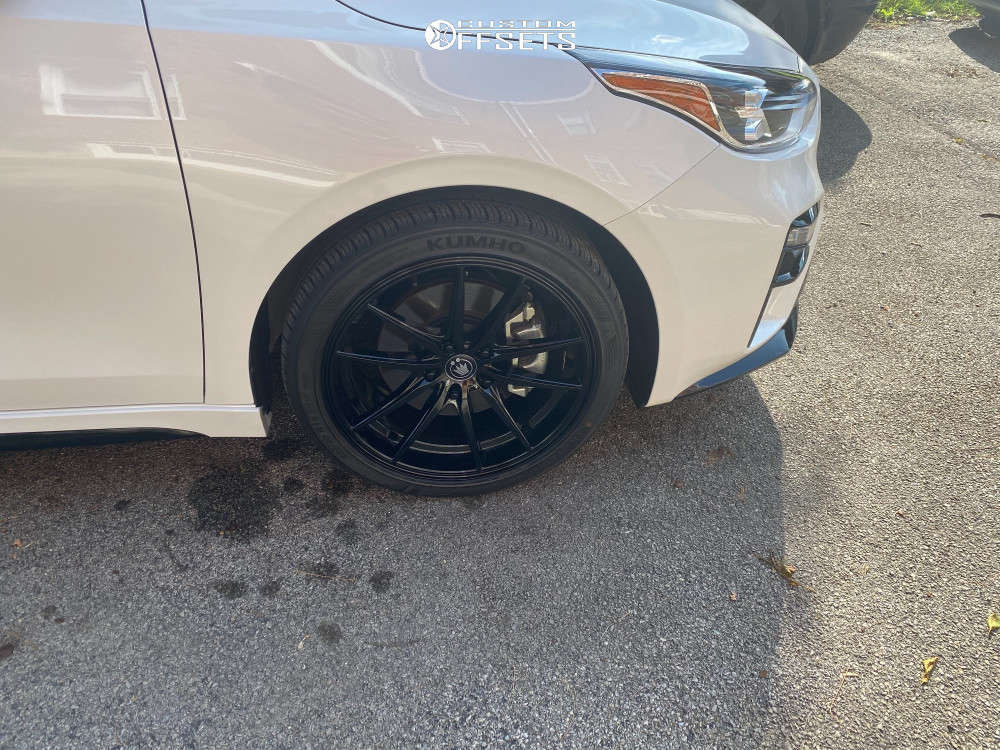 2021 Kia Forte with 18x8 45 Konig Oversteer and 225/40R18 Kumho Solus