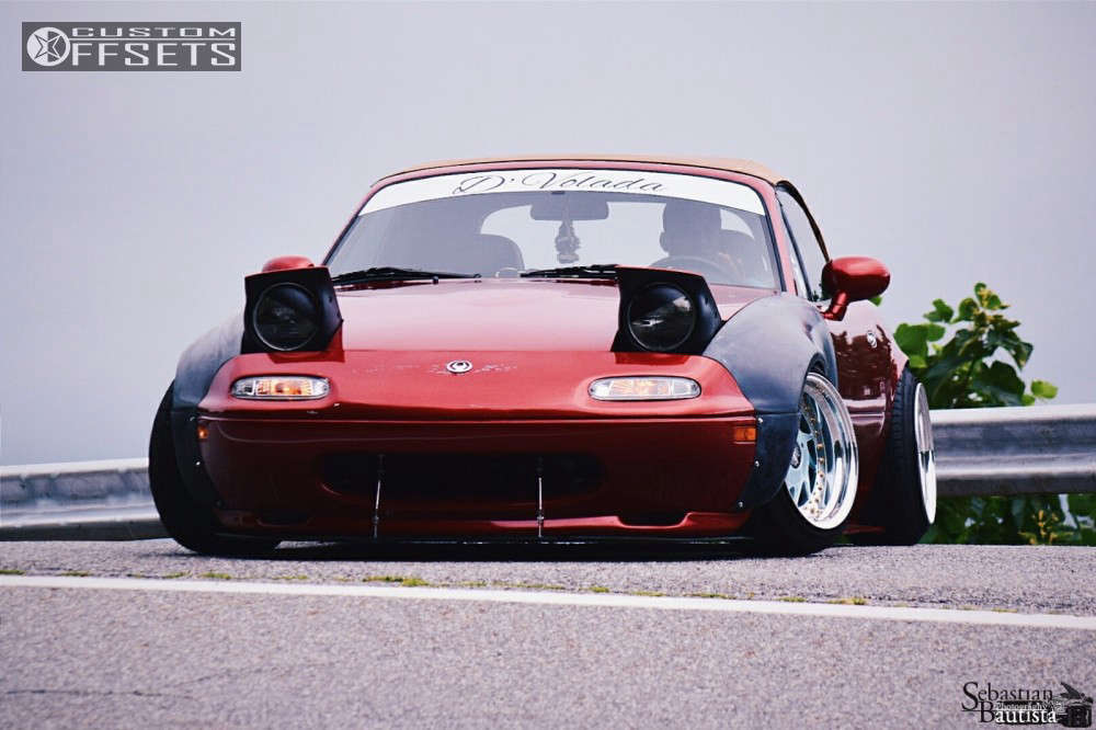 1997 Mazda MX-5 Miata with 15x9 0 OZ Racing Turbo and 195/45R15