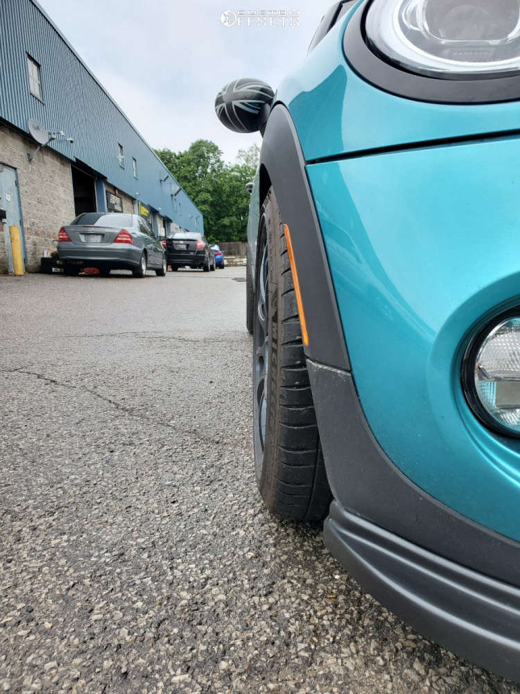 2019 Mini Cooper with 18x8.5 44 Volk Ze40 and 225/40R18 Michelin