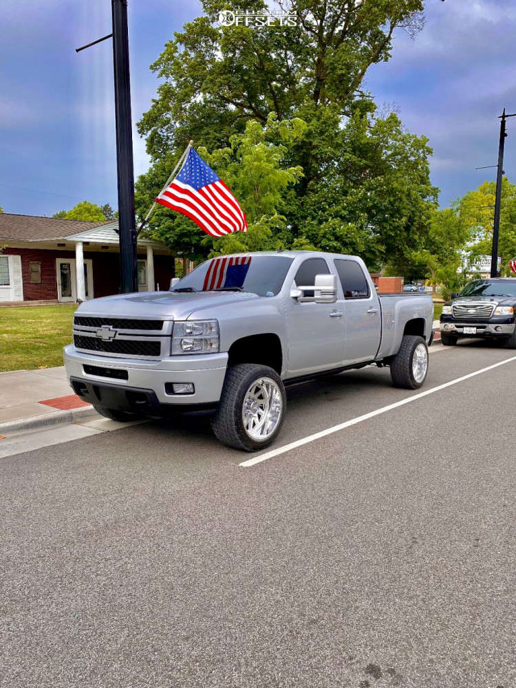 Custom 2013 Chevy Silveradonull