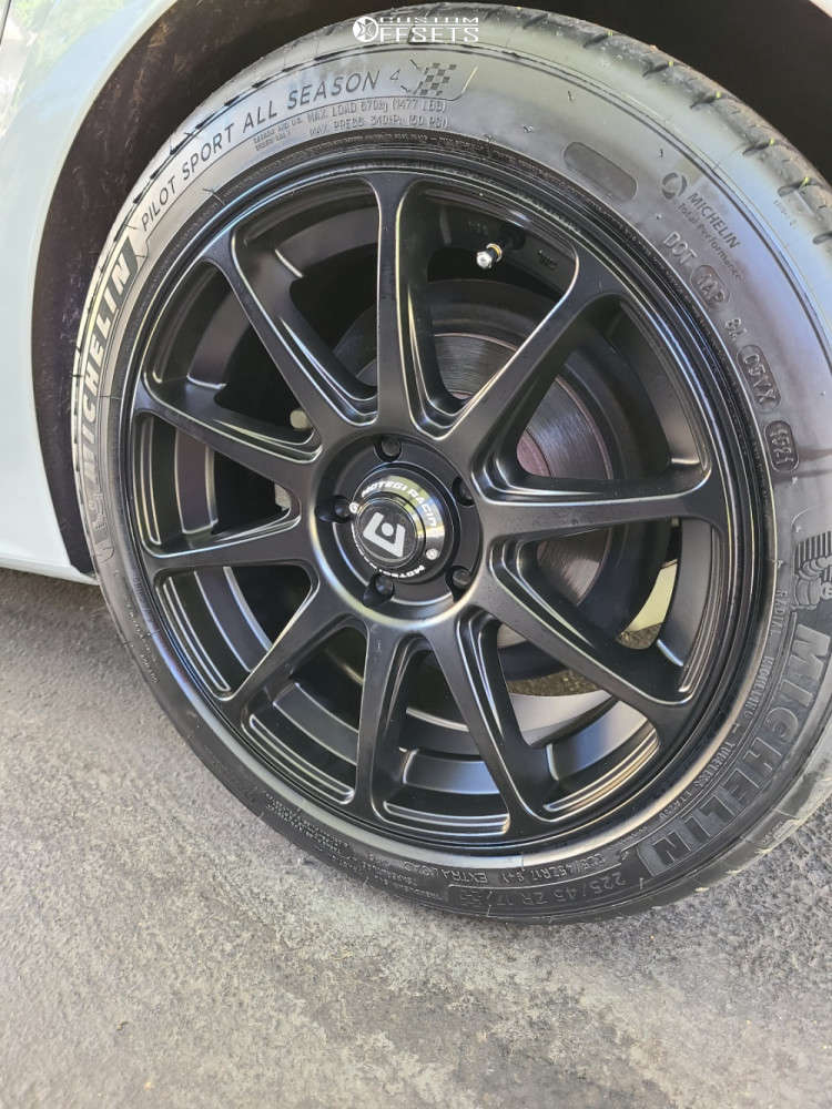 2014 Volkswagen Jetta with 17x8 38 Motegi Mr127 and 225/45R17 Michelin