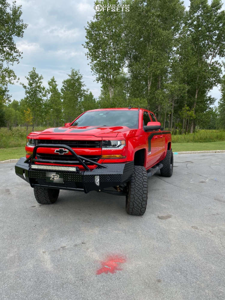 2017 Chevrolet Silverado 1500 with 18x9 12 Fuel Hostage D625 and 35/12