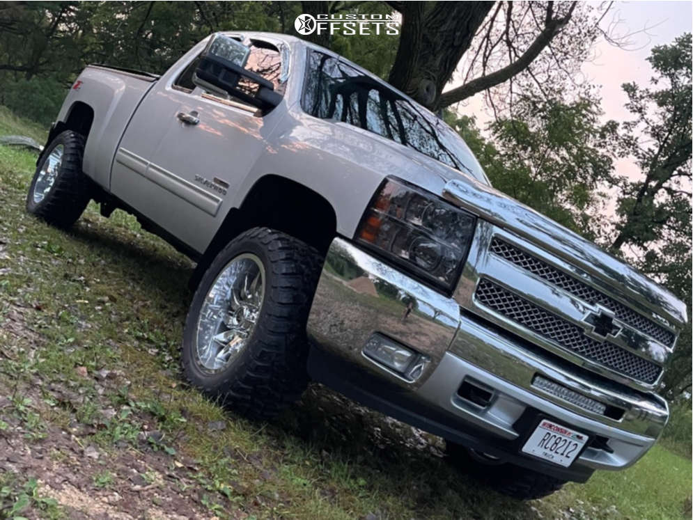 Fuel Saber 20x10 18 Chrome D74320001747 Custom Offsets