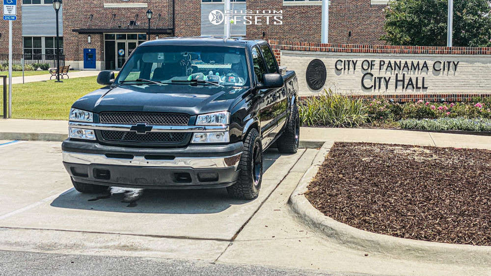 2005 Chevrolet Silverado 1500 with 17x10 -24 Moto Metal MO962 and 265 ...