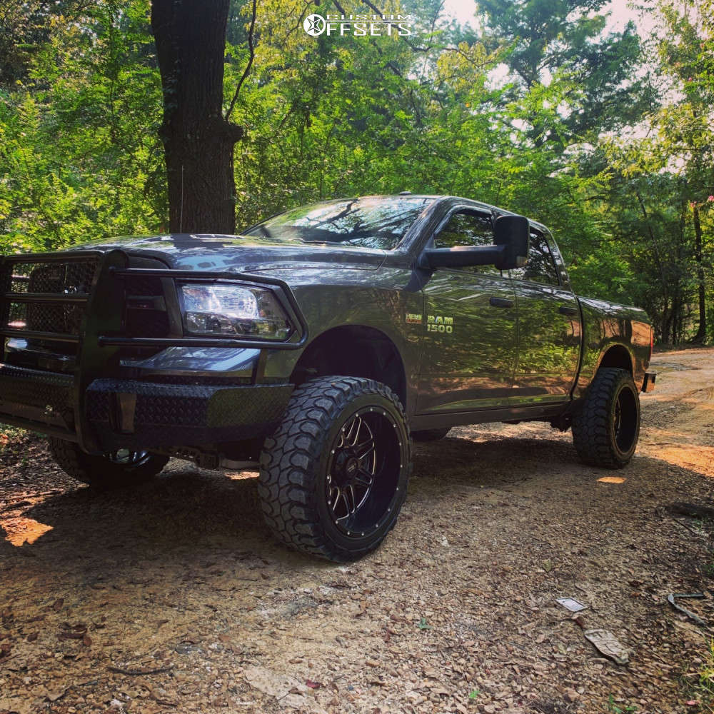 2017 Ram 1500 with 22x12 -44 Impact 802 and 35/12.5R22 Gladiator ...