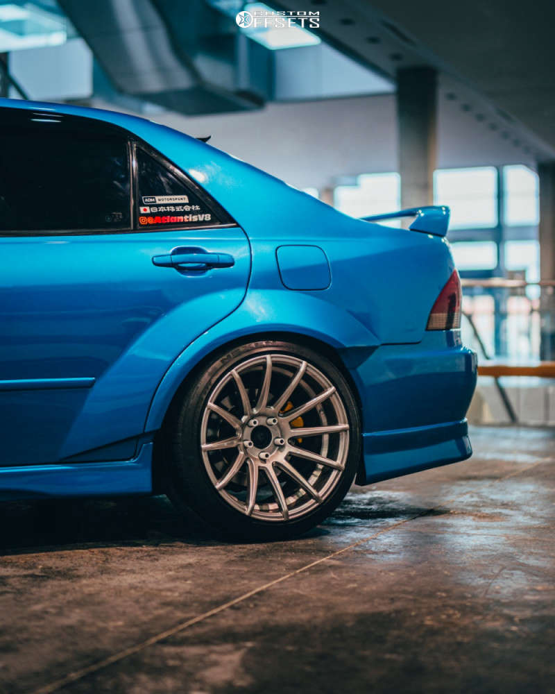2001 Lexus IS300 with 18x10.5 15 Ultra Shogus RSZ and 245/35R18