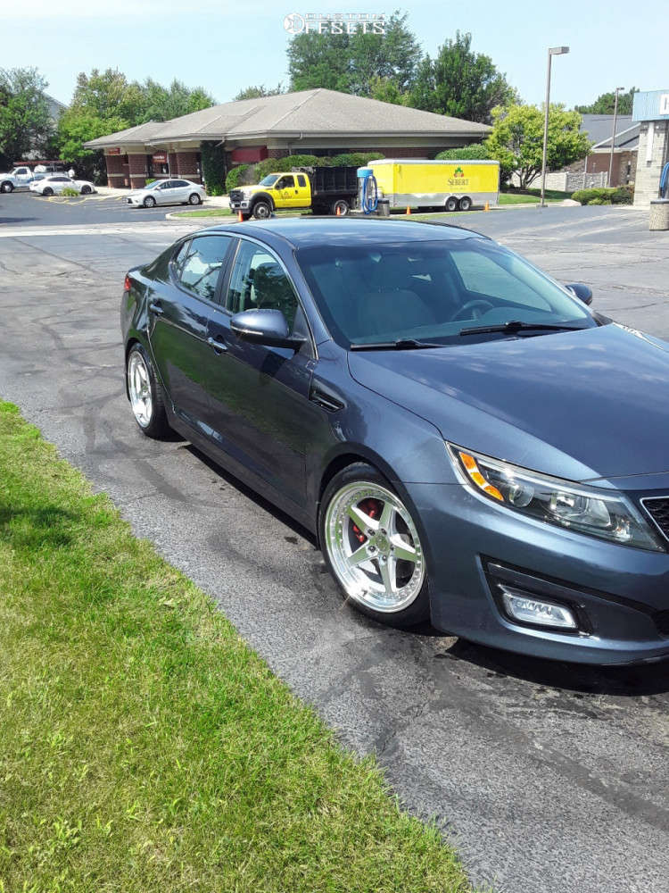 2015 Kia Optima with 18x8.5 35 Aodhan Ds05 and 225/40R18