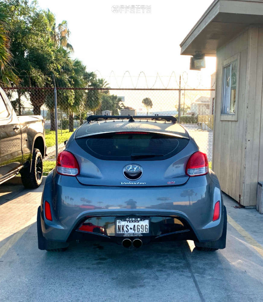 2016 Hyundai Veloster with 18x7.5 38 Enkei Edr9 and 225/45R18 Atrezzo