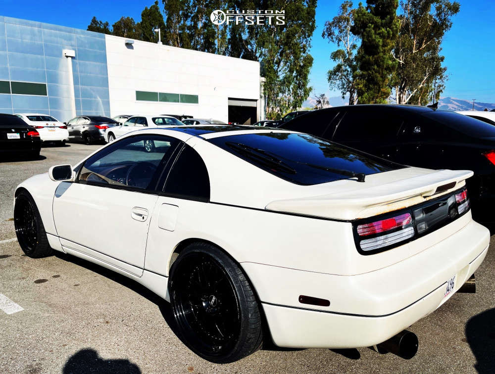 晦日。 1992 Nissan 300ZX with 19x9.5 22 ESR Sr01 and 235/35R19