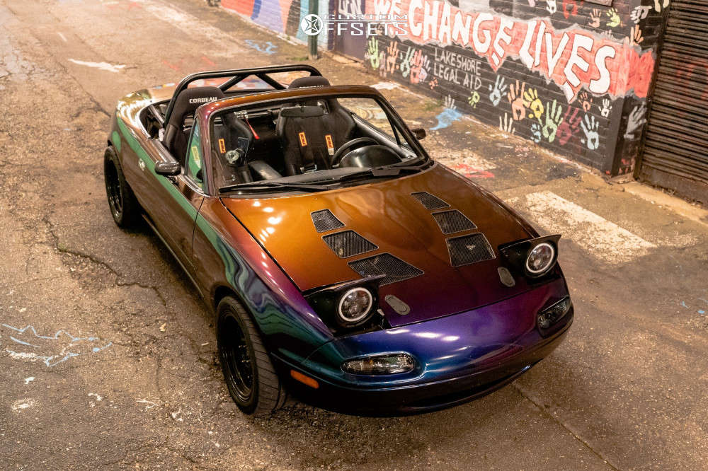 1992 Mazda MX-5 Miata with 15x8 25 JNC Jnc034 and 245/40R15