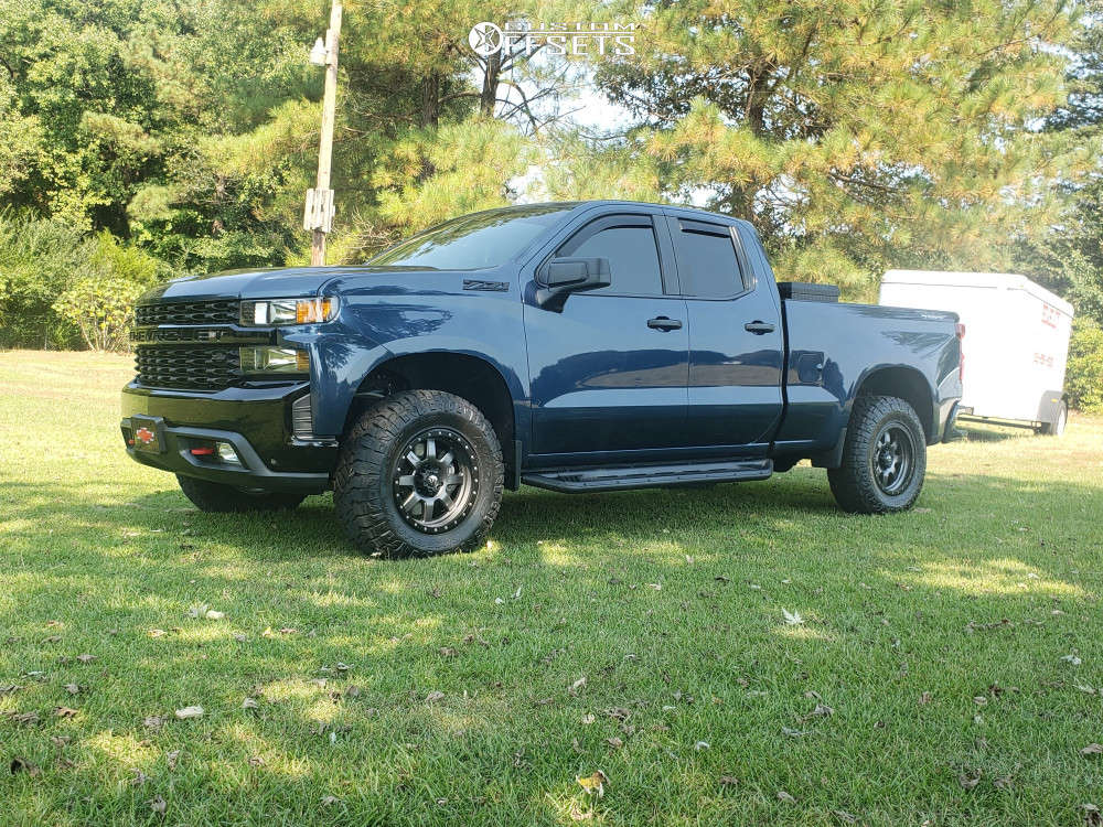 Nitto 285 70r18 Silverado