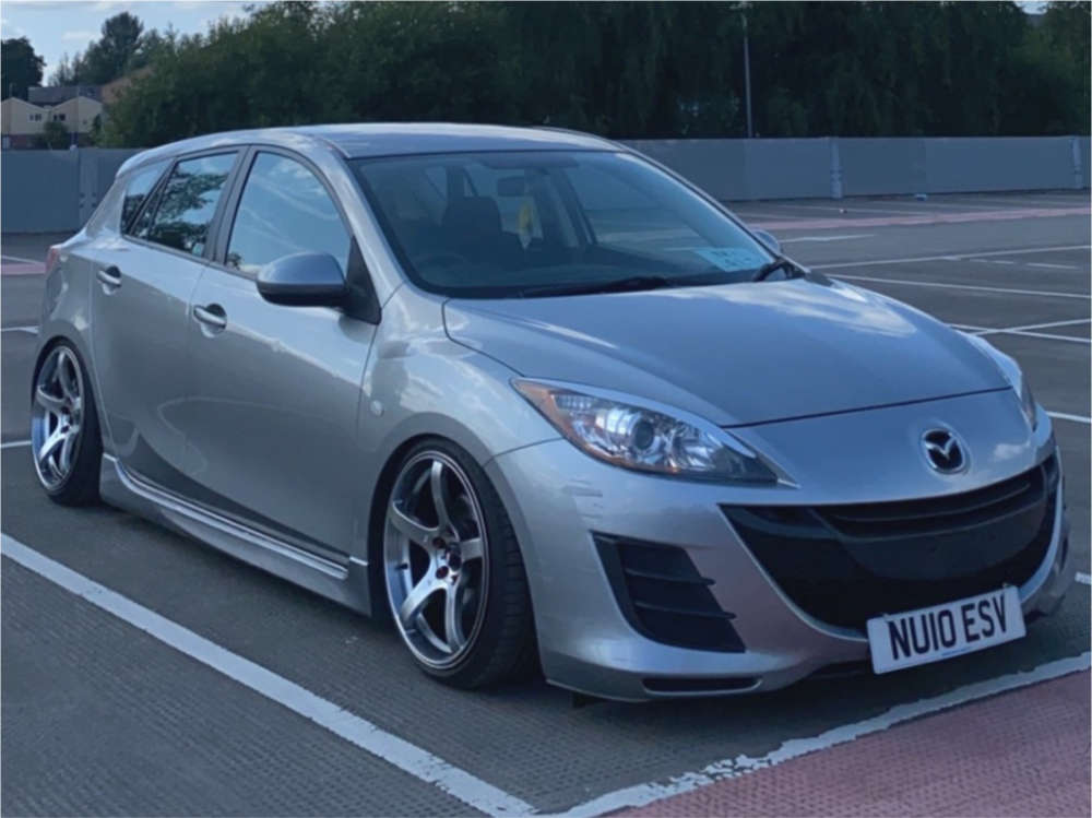 2010 Mazda 3 with 18x8.5 38 Japan Racing Jr32 and 215/35R18