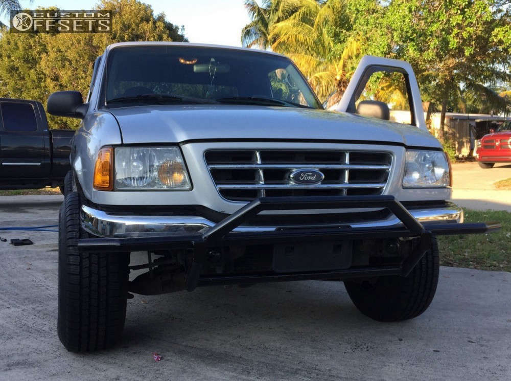 2003 Ford Ranger with 15x10 -44 Pro Comp 51 and 31/10.5R15 Westlake ...