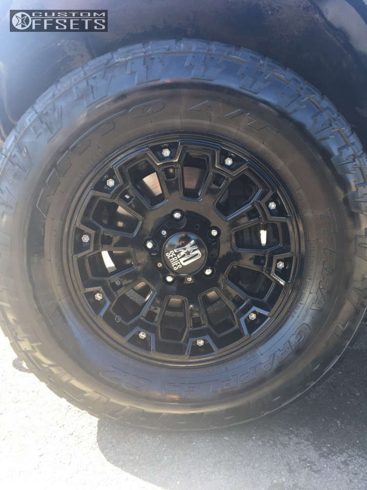 2007 Toyota Tundra with 18x9 0 XD Xd800 and 325/60R18 Nitto Terra ...