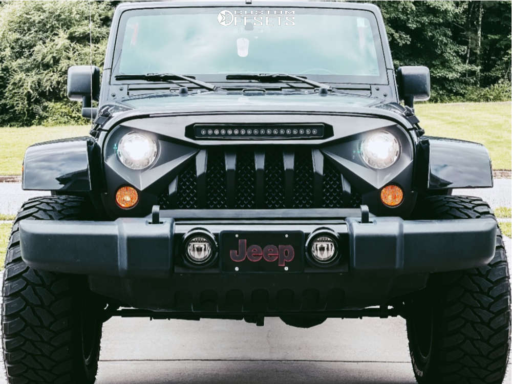 2018 Jeep Wrangler JK with 20x10 19 Fuel Hardline and 35/12.5R20 Kenda