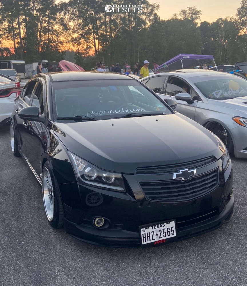 2014 Chevrolet Cruze with 18x9.5 35 Aodhan Ds07 and 235/40R18 Land Golden  Lg27 and Lowering Springs | Custom Offsets, image size:864x1000