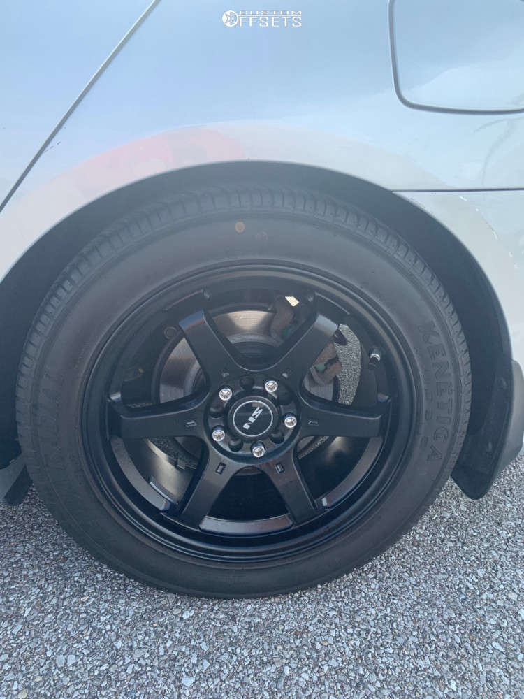 2013 Hyundai Sonata with 17x7.5 30 NS Ns1507 and 215/55R17 Kenda