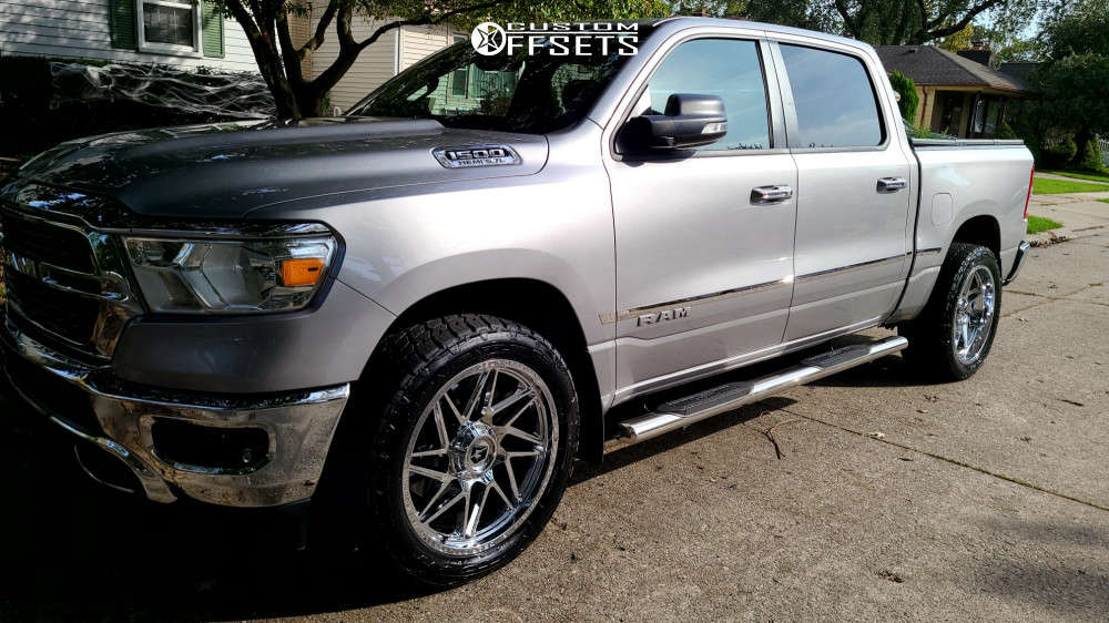 2020 Ram 1500 with 22x10 -24 Gear Off-Road 761c and 305/45R22 Nitto ...