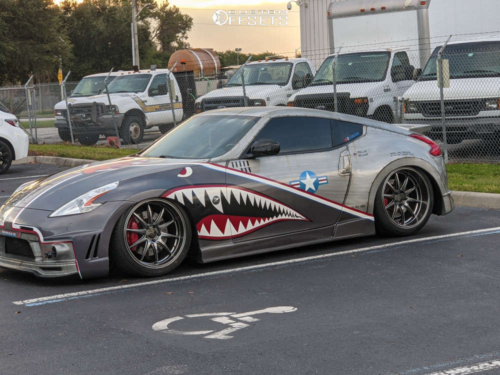 1931290-1-2015-370z-nissan-