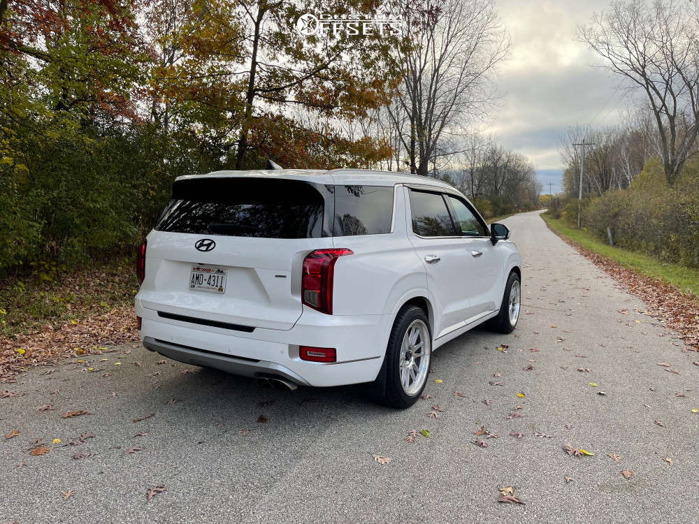 2021 Hyundai Palisade with 20x10.5 45 Cosmis Racing Xt206r and 29/10