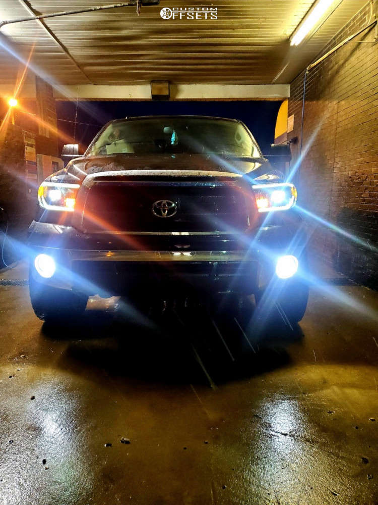 2011 Toyota Tundra with 20x10 -19 TIS 544MB and 33/12.5R20 Venom Power ...