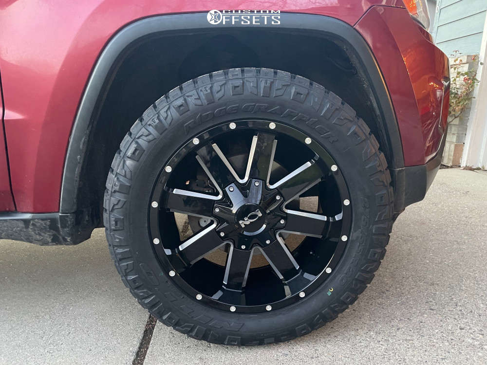 2014 Jeep Grand Cherokee with 20x9 0 Alloy Ion 141 and 275/55R20 Nitto ...