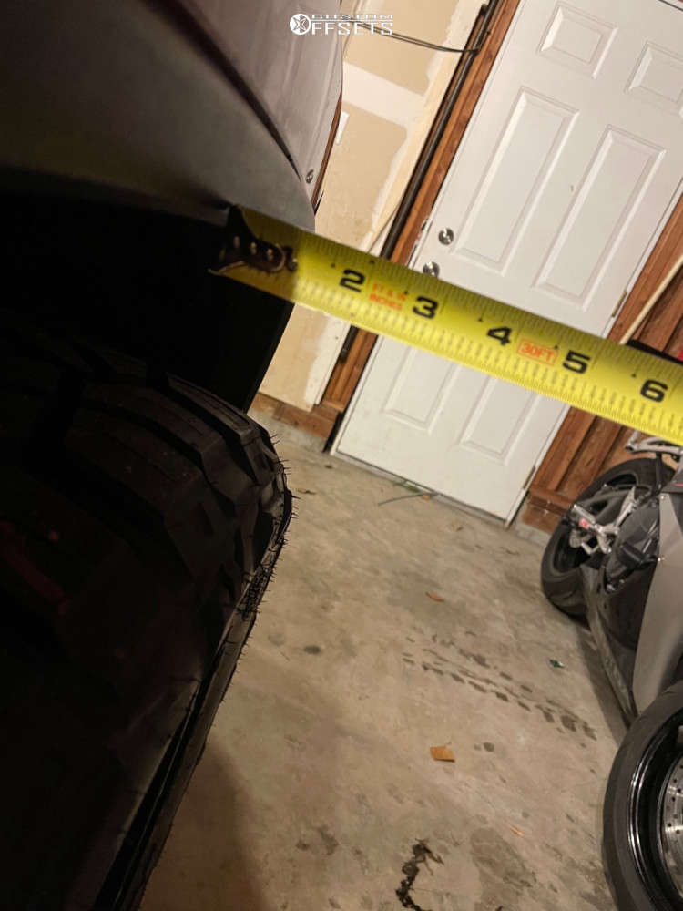 2014 Jeep Grand Cherokee with 20x9 0 Alloy Ion 141 and 275/55R20 Nitto ...