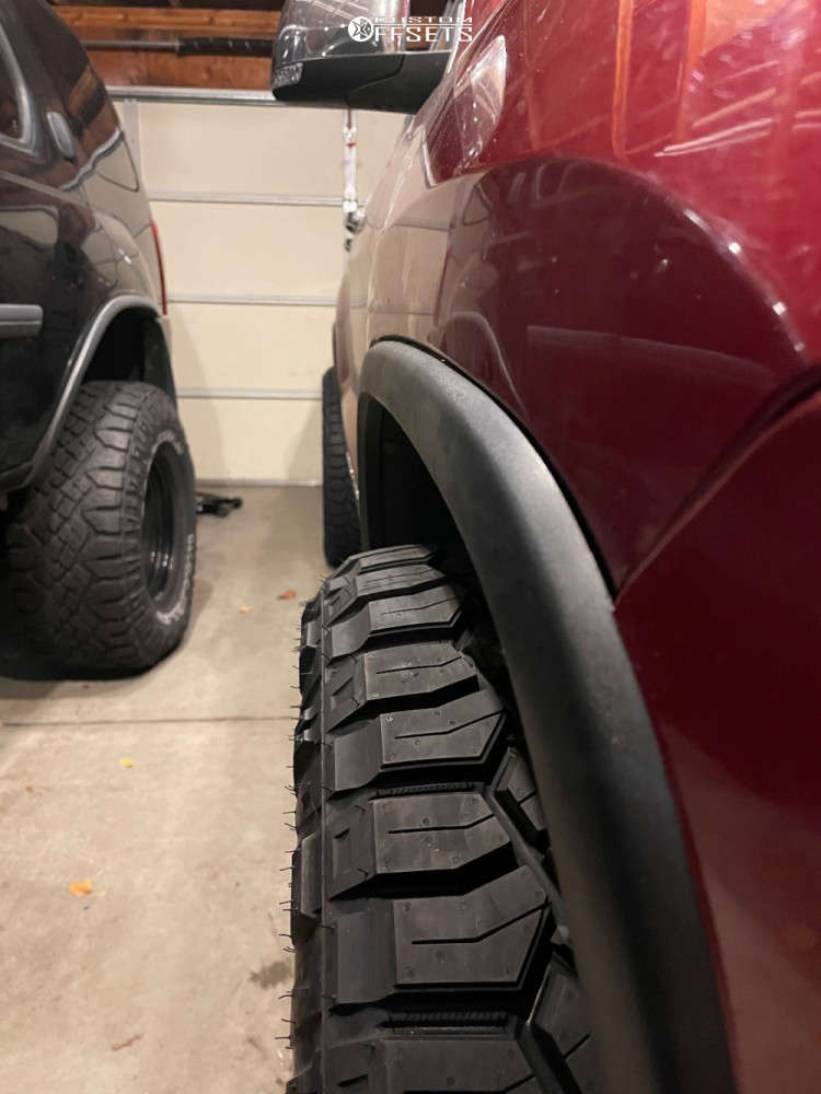 2014 Jeep Grand Cherokee with 20x9 0 Alloy Ion 141 and 275/55R20 Nitto ...