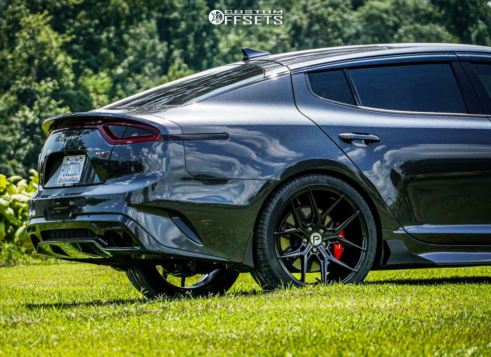 2019 Kia Stinger with 20x8.5 35 Pinnacle Splendent and 255/35R20 Nitto ...