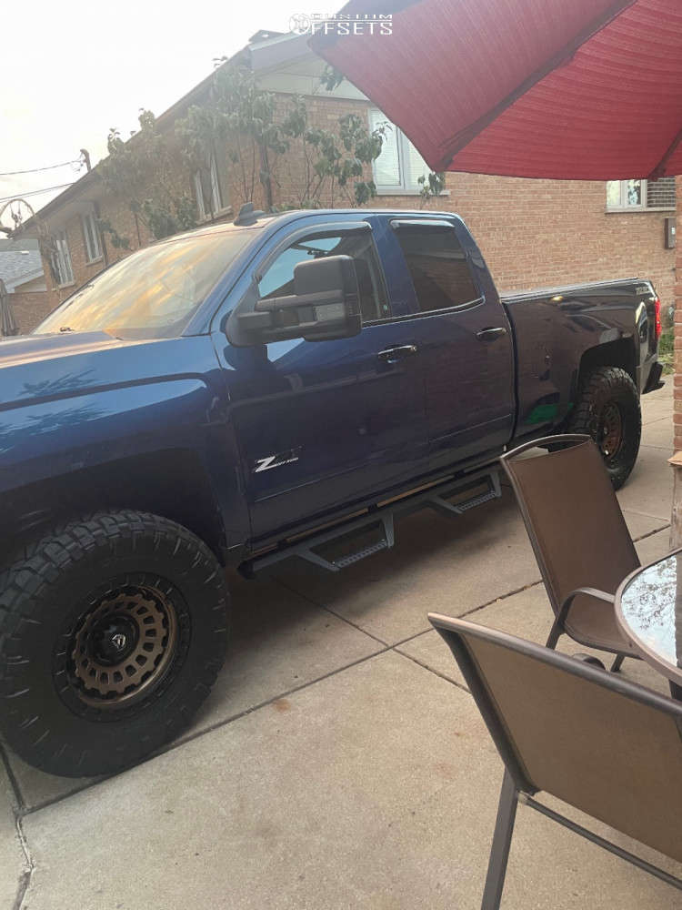 2016 Chevrolet Silverado 1500 with 18x9 12 Fuel Zephyr and 35/12.5R18