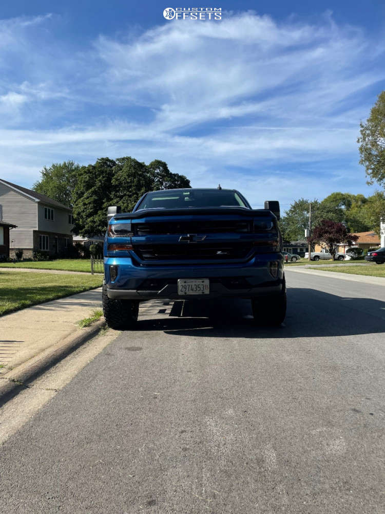 2016 Chevrolet Silverado 1500 with 18x9 12 Fuel Zephyr and 35/12.5R18