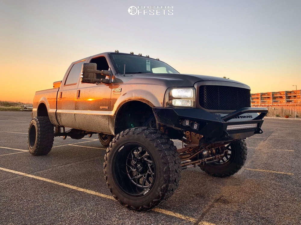 2003 Ford F-250 Super Duty with 22x14 -76 RBP 80r and 38