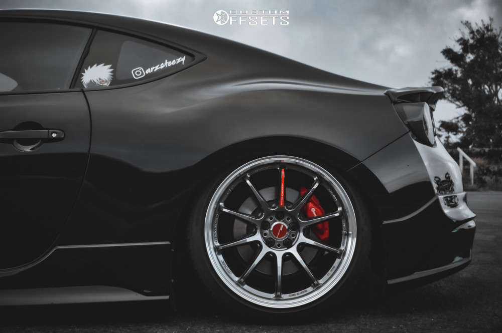 2019 Toyota 86 with 18x8.5 32 Work Emotion Zr10 and 225/40R18