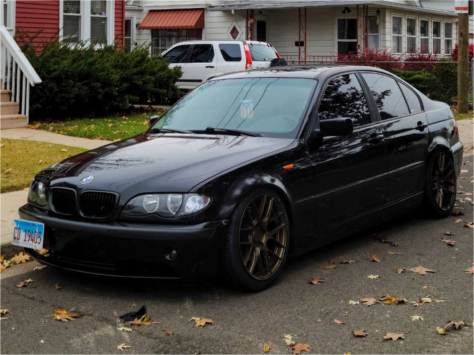 2002 BMW 325i with 18x8.5 35 Aodhan Ah-x and 225/40R18 Versatyre ...