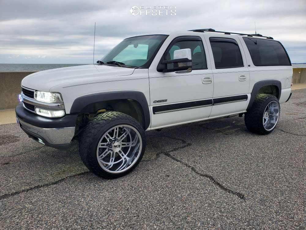 【porte】 SUBURBAN Dirt No Reserve: 2001 Chevrolet Suburban 1500 LT for sale on BaT