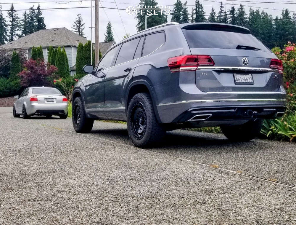 2019 Volkswagen Atlas with 20x9 20 Fuel Zephyr and 275/55R20 Falken
