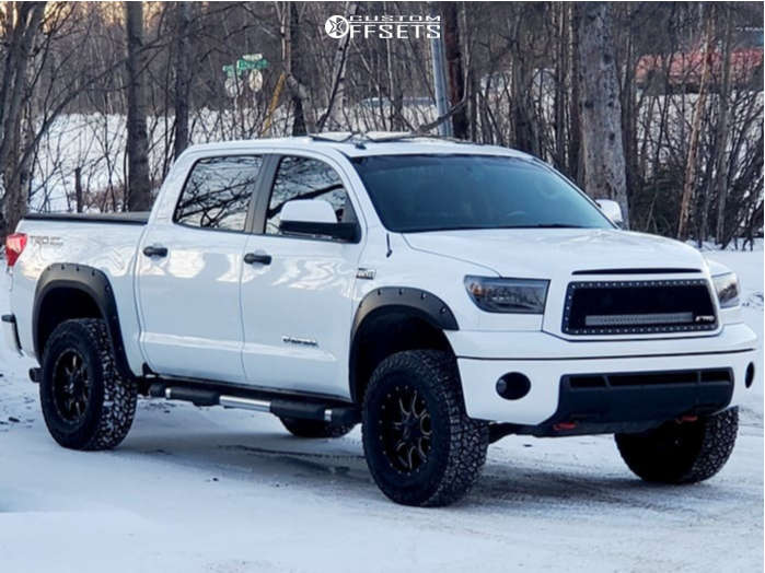 2002827-1-2013-tundra-toyota-