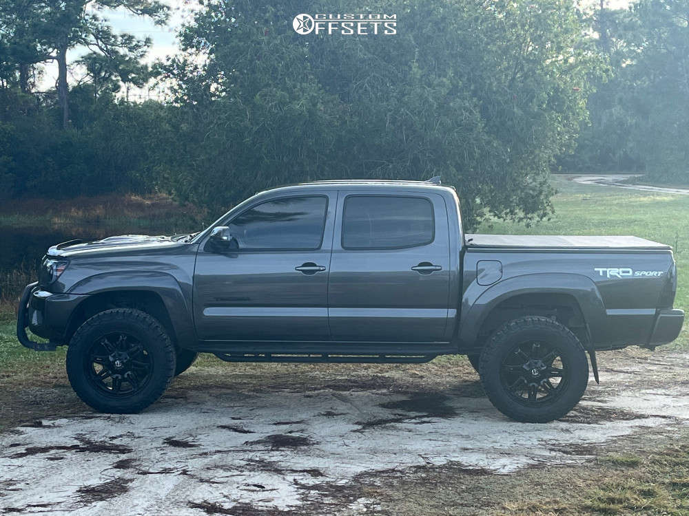 2015 Toyota with 20x9 Fuel Hostage D625 and 305/55R20 BFGoodrich