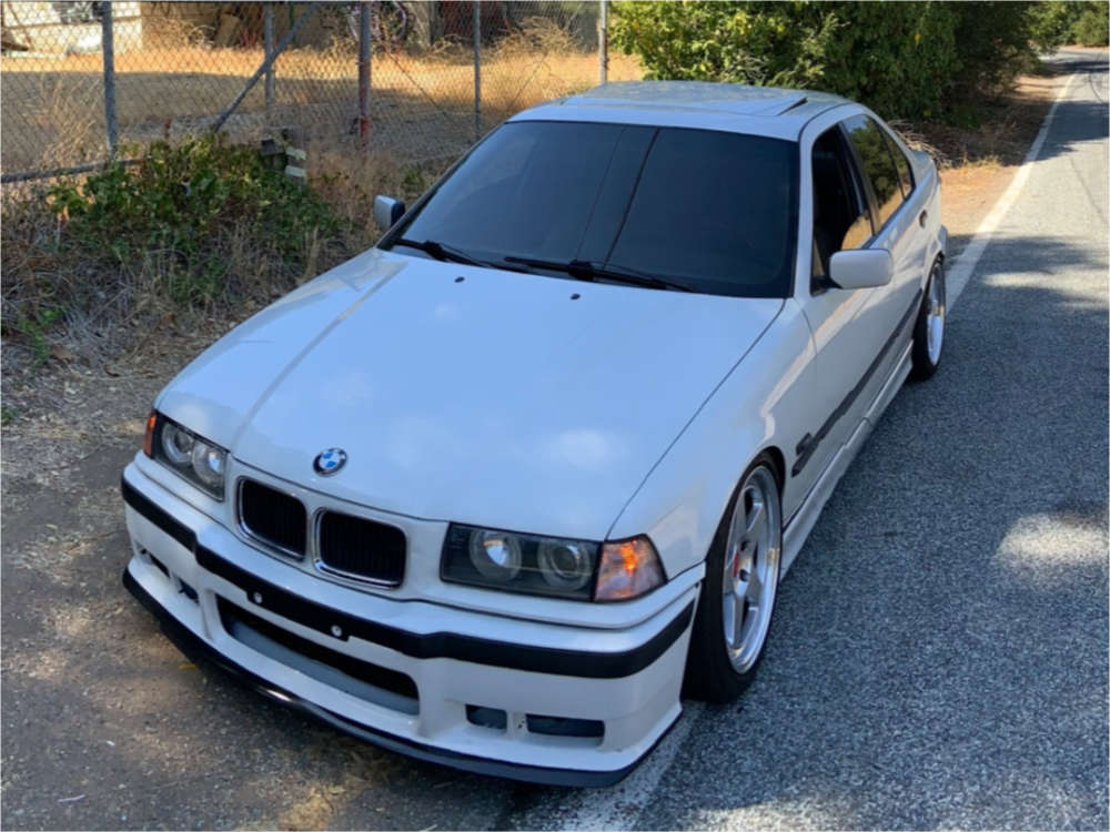 1997 BMW 328i with 17x8 38 Kansei Knp and 235/40R17 Federal SS595 and